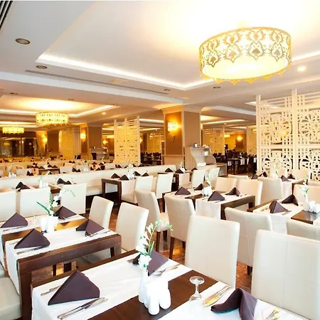 أيدينباي كينكز بالاس منتجع 5*