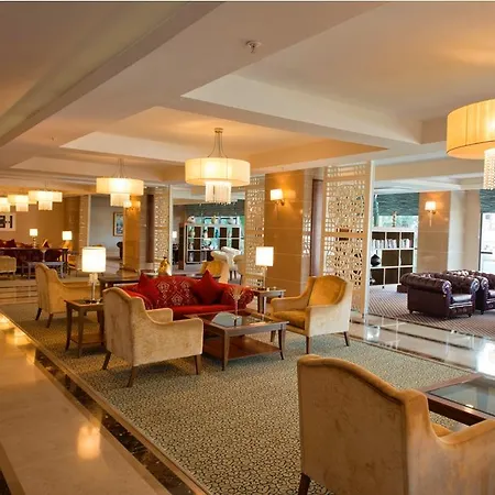 منتجع أيدينباي كينكز بالاس 5*